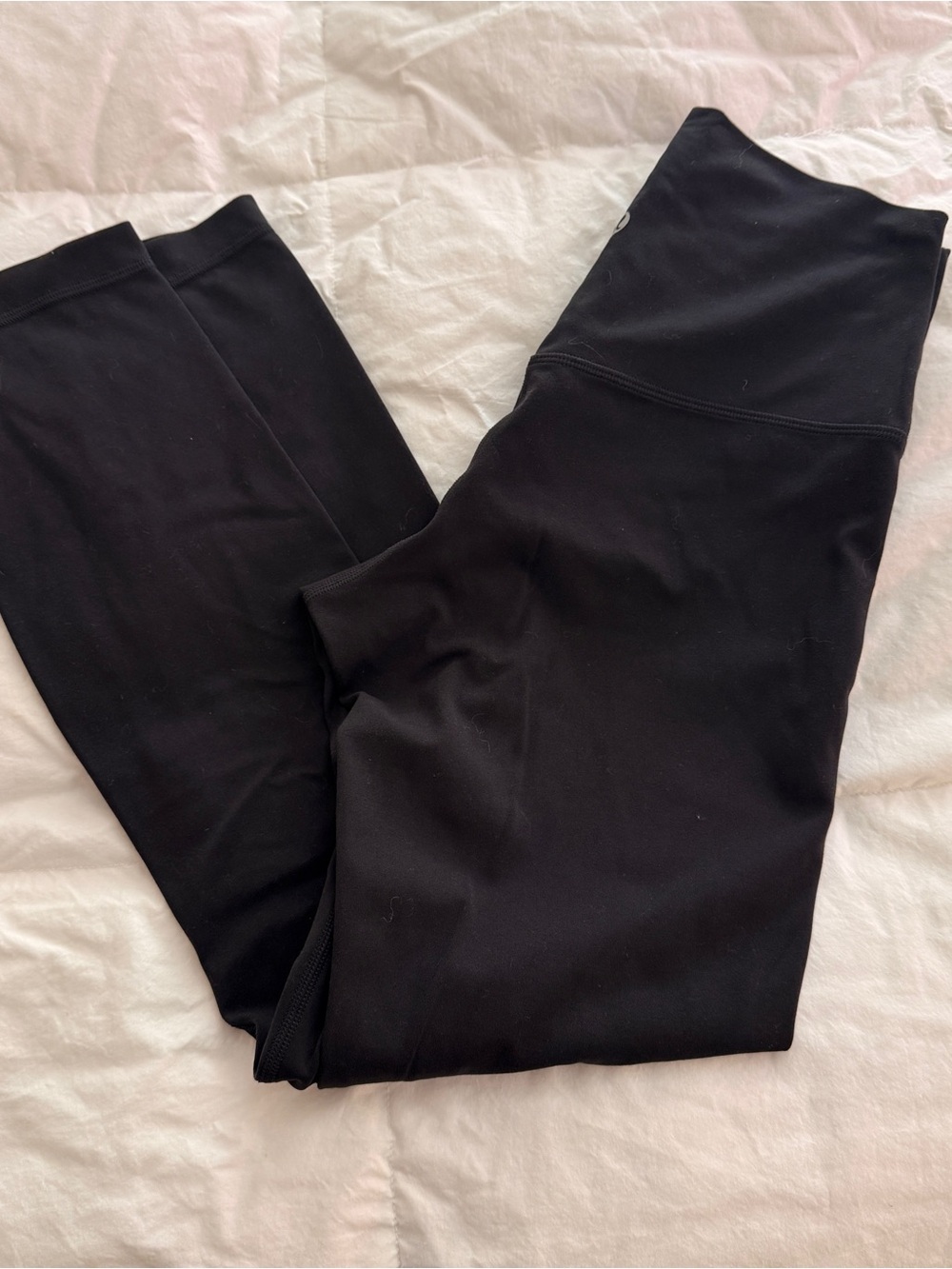 Lululemon Black High-Rise Leggings Size 6 Never Worn